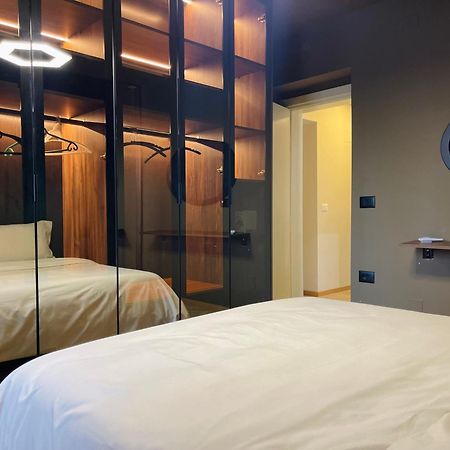 Dea'S Apartment: Hidden Gem Tiranë Ngoại thất bức ảnh