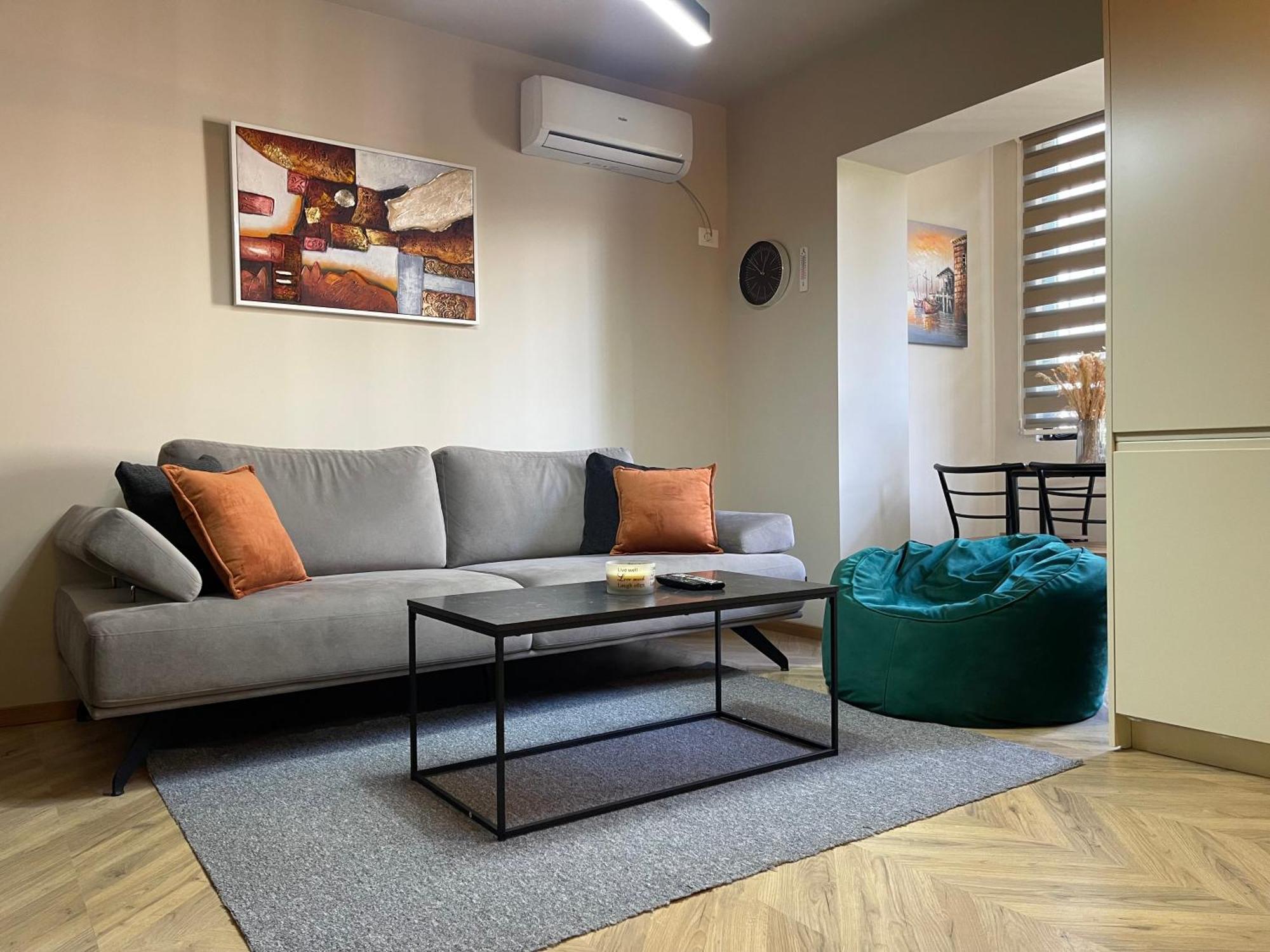 Dea'S Apartment: Hidden Gem Tiranë Ngoại thất bức ảnh