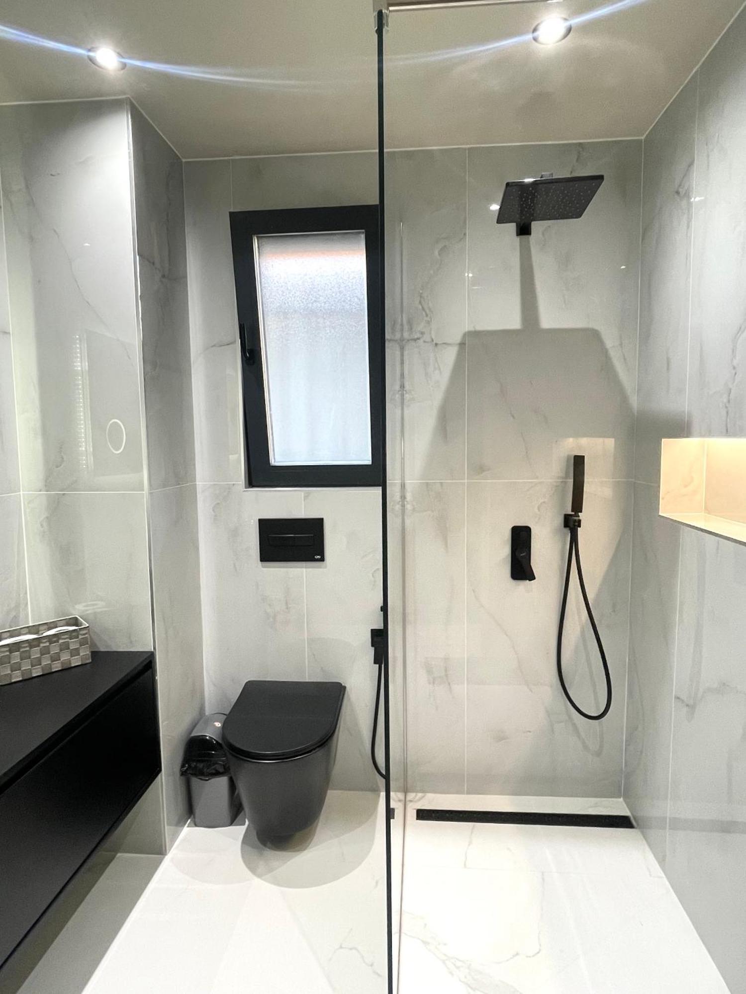 Dea'S Apartment: Hidden Gem Tiranë Ngoại thất bức ảnh